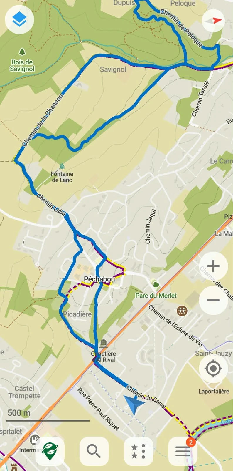 Randonner en montagne avec un smartphone, un GPS et une trace